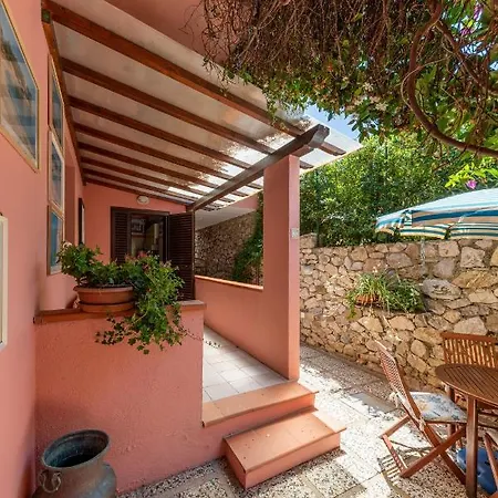 Elbaloves Appartaments Villa Capoliveri  Exterior foto