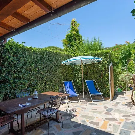 Elbaloves Appartaments Villa Capoliveri  Exterior foto