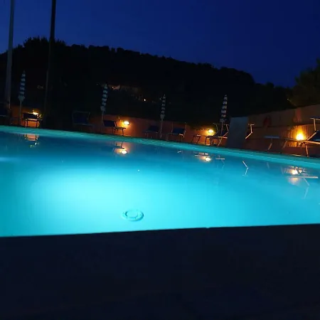 Elbaloves Appartaments Villa Capoliveri  Exterior foto